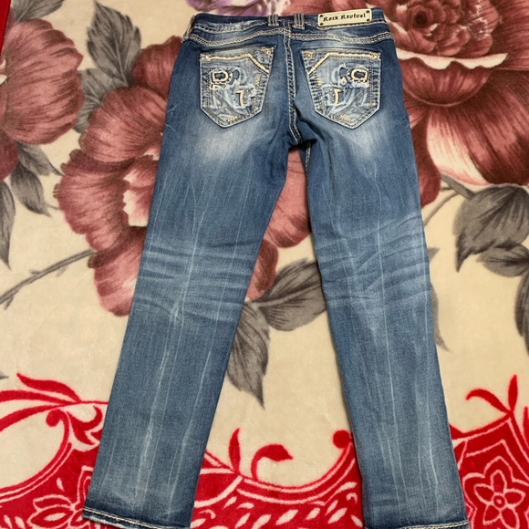 Rock revival easy crop - Picture 3 of 5